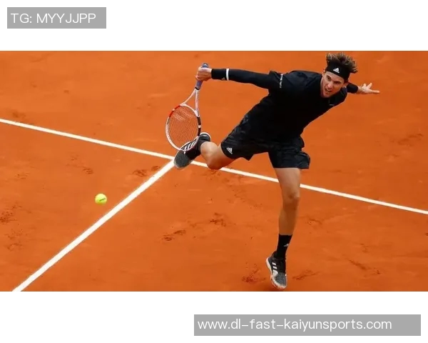 蒂姆与加斯顿的巅峰对决谁能在网球赛场上笑到最后 蒂姆与加斯顿的巅峰对决谁能在网球赛场上笑到最后